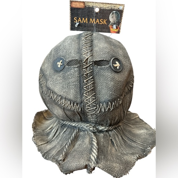 Trick R‎ Treat Spirit Halloween Sam Head Mask NWT Heavy Duty Mask 2019 Halloween - Picture 1 of 6